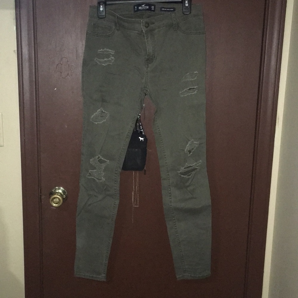 Hollister jeans 🎁